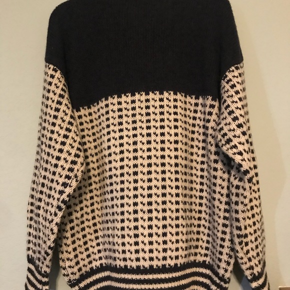 Sweater - Picture 2 of 4